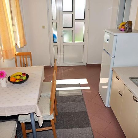 Appartement Roza à Baška Voda Extérieur photo