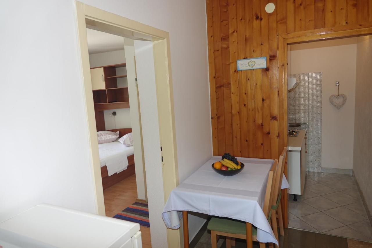 Appartement Roza à Baška Voda Extérieur photo