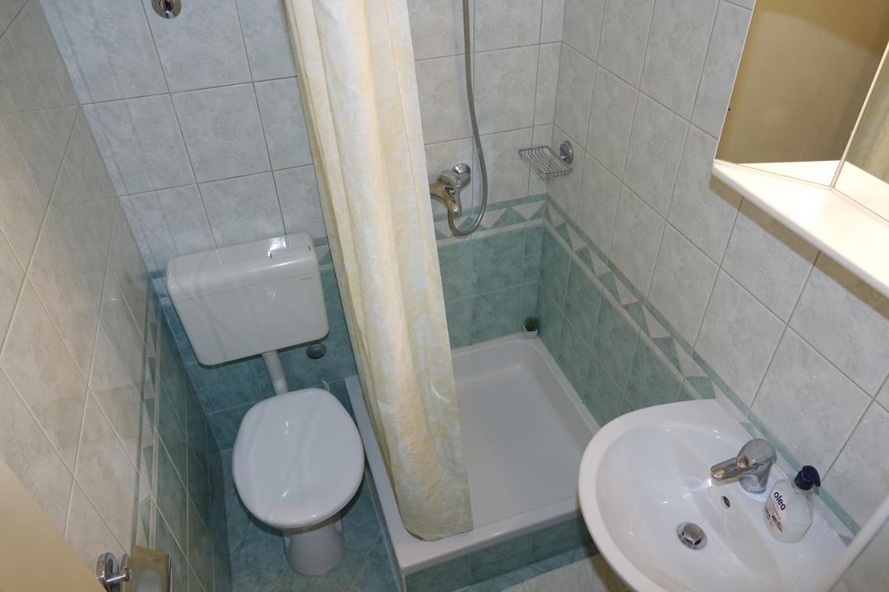 Appartement Roza à Baška Voda Extérieur photo