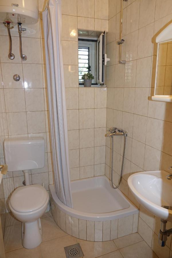Appartement Roza à Baška Voda Extérieur photo